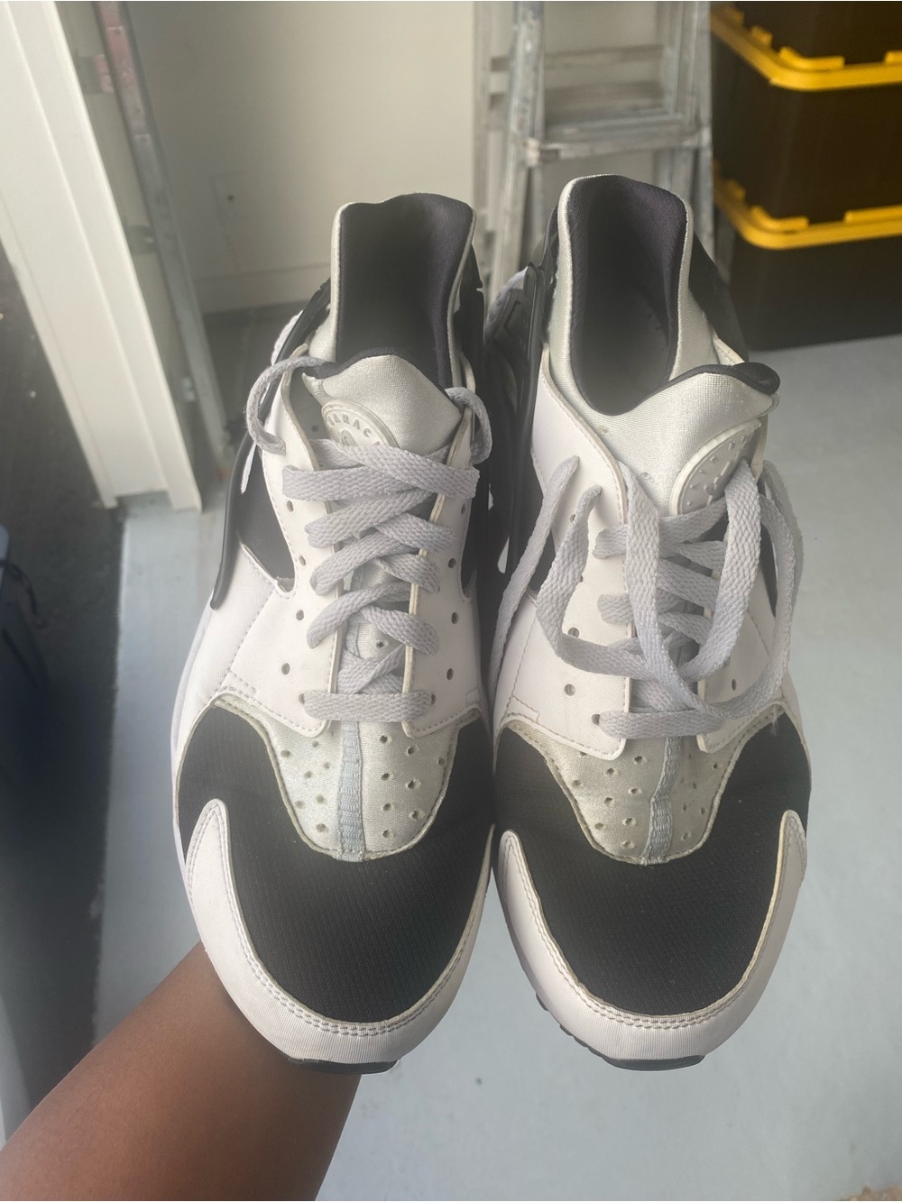 Nike Air Huarache "Orca" sneakers